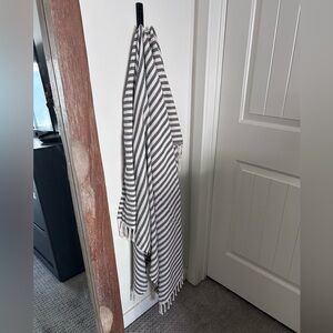 Turkish Striped Black and White Bath Towel Bundle